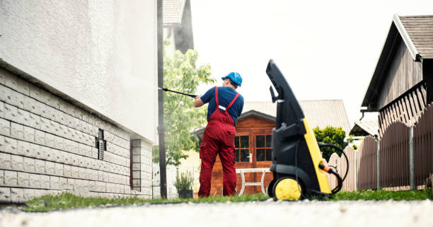 Best Animal Enclosure Cleaning  in Wellington, FL